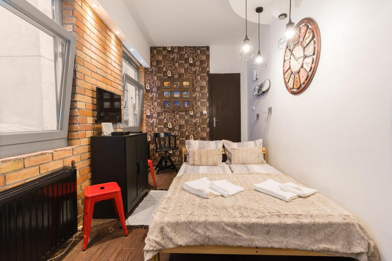 Cheerful Studio Budapest Downtown Buitenkant foto